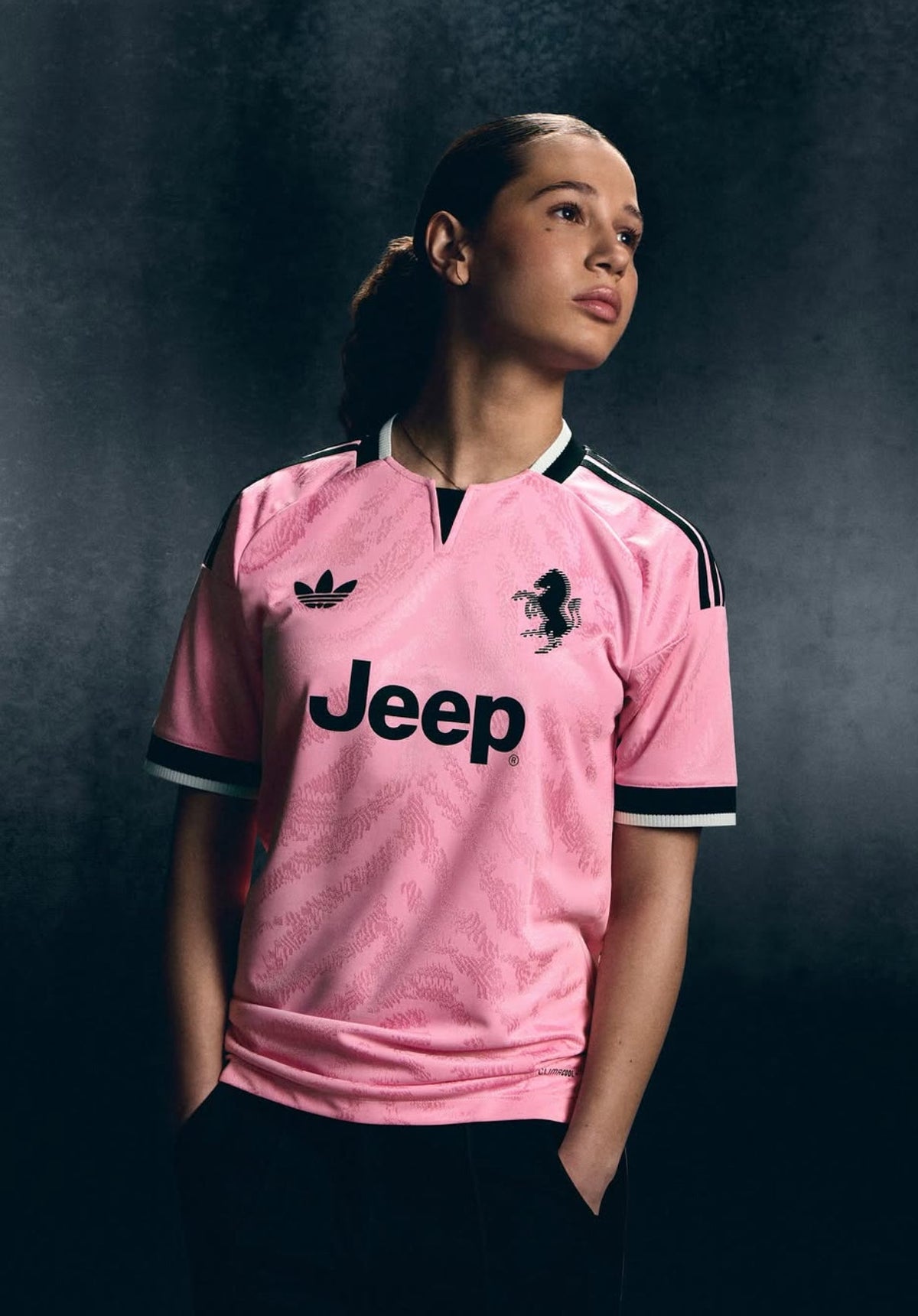 JUVENTUS 2026/2027 ROSA AUSWÄRTSTRIKOT